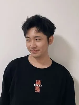 Zekun Shi