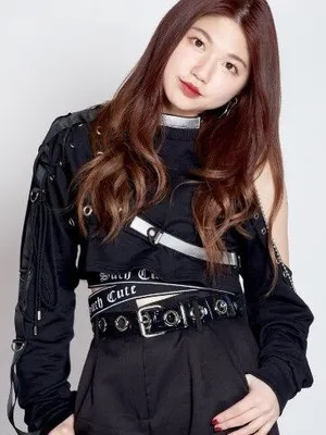 Akari Takeuchi