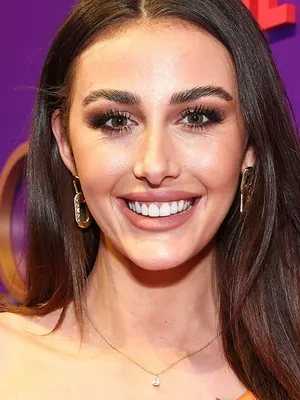Chloe Veitch