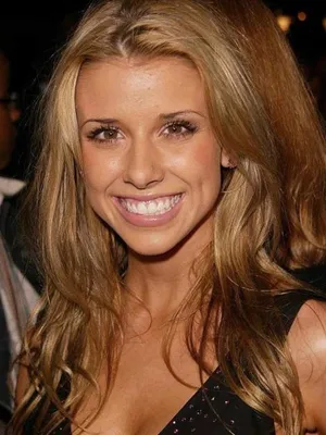 Melissa Schuman
